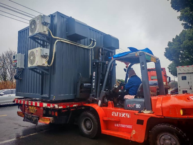 27 de fevereiro de 2026: Entrega de contêineres externos de cilindros de gás à prova de explosão personalizados para o cliente